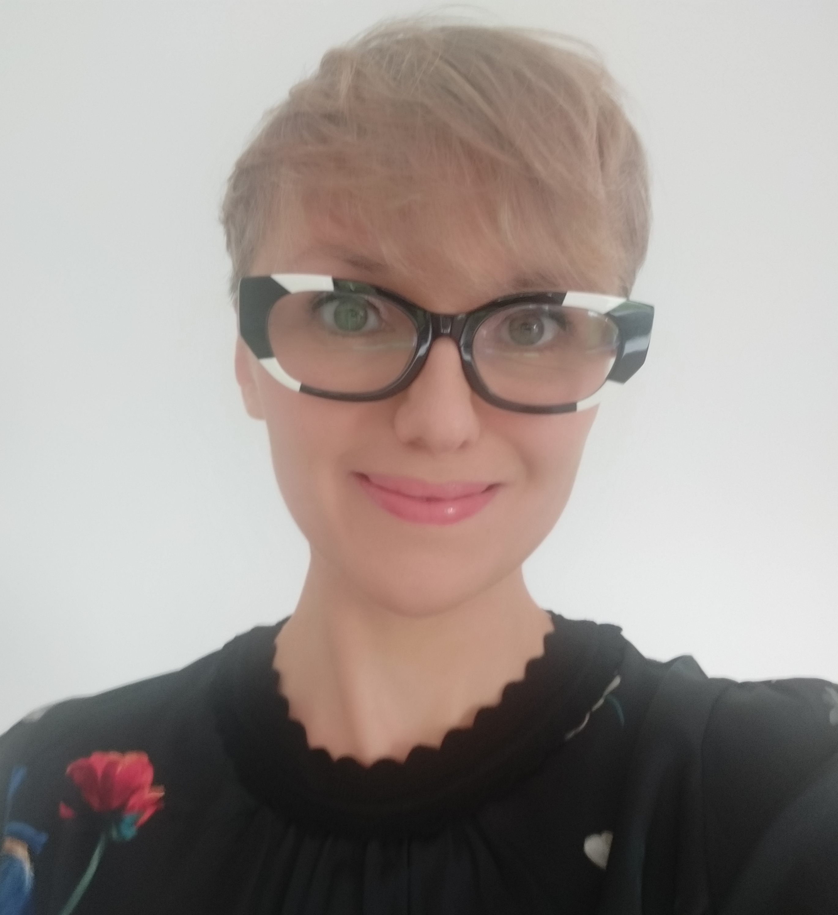 Dr Magdalena Rzewuska Diaz