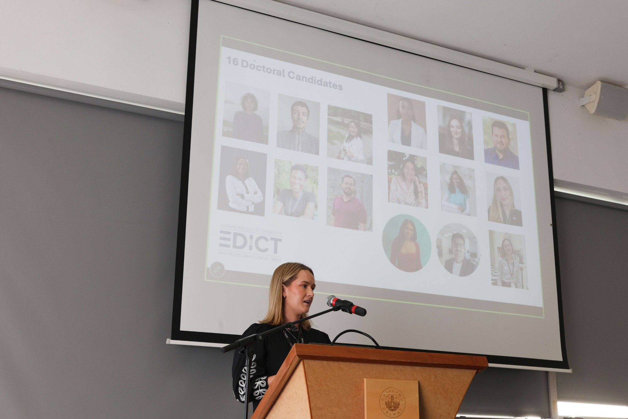 Dr Emma Kirwan welcoming the 16 EDICT doctoral candidates